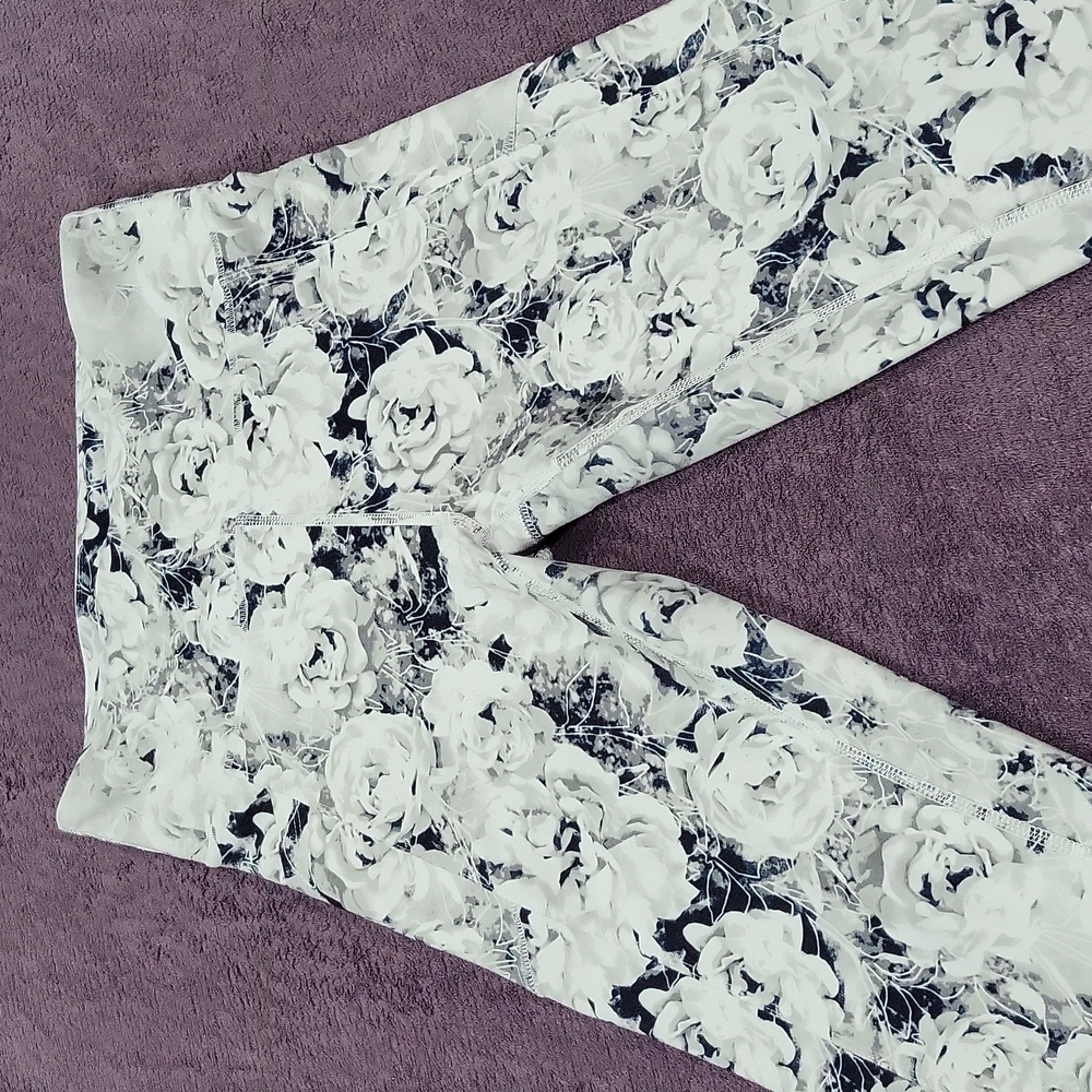 Floral leggings